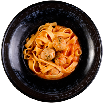 Паста з м’ясними кульками